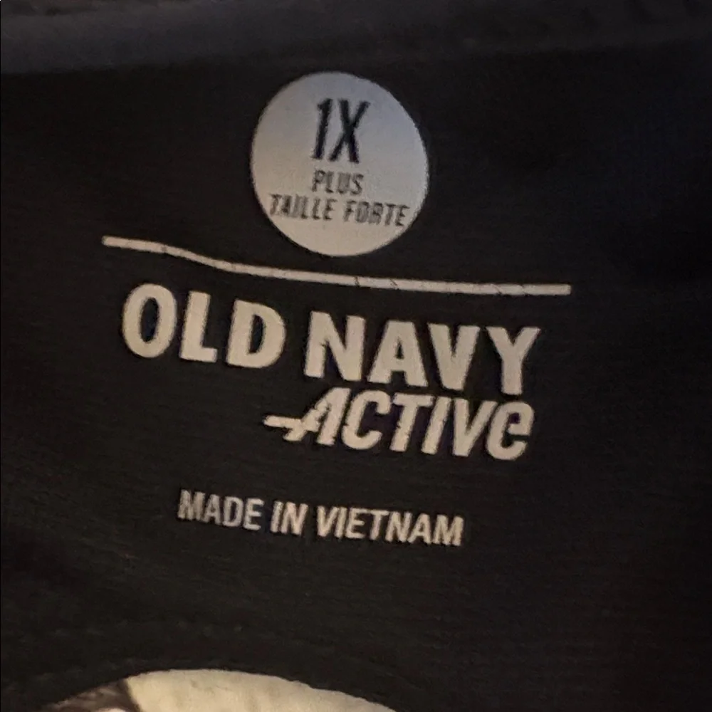 Old Navy light support